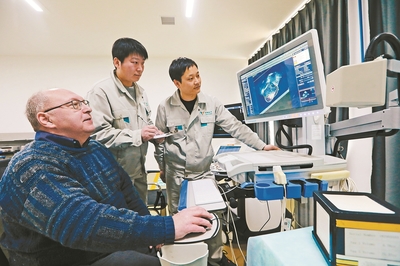 醫(yī)療健康產(chǎn)業(yè)的技術(shù)開(kāi)發(fā)與技術(shù)服務(wù) 創(chuàng)新驅(qū)動(dòng)下的未來(lái)藍(lán)圖